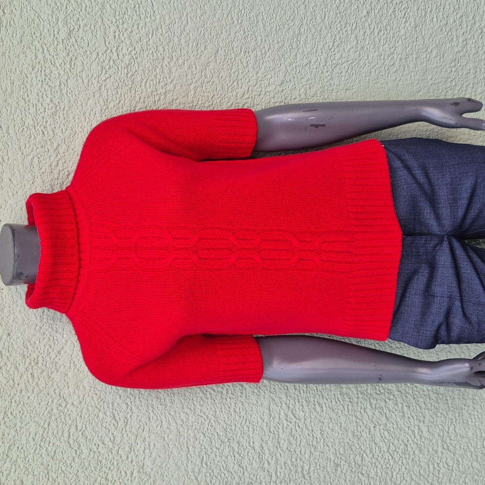Pendleton (Hong Kong) Ladies Vibrant Red Lambswool Turtle Neck Sweater